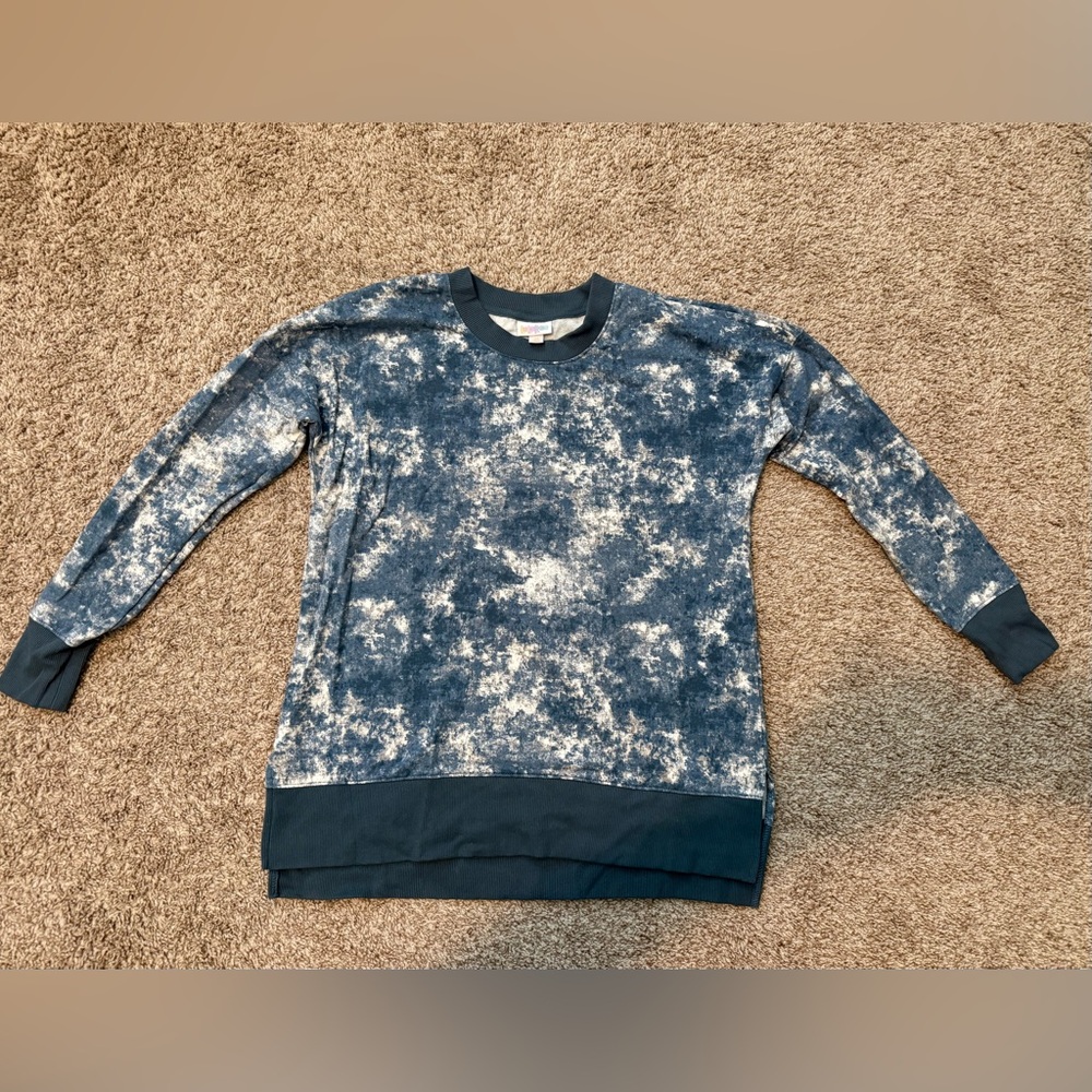 LuLaRoe Blue and White Hannah Sweatshirt
